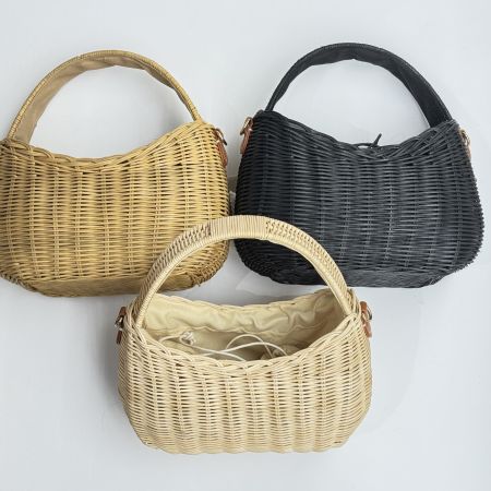 Rectangular-shaped bag with rigid handle for women